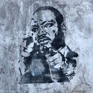 Meet your Posher, Fred